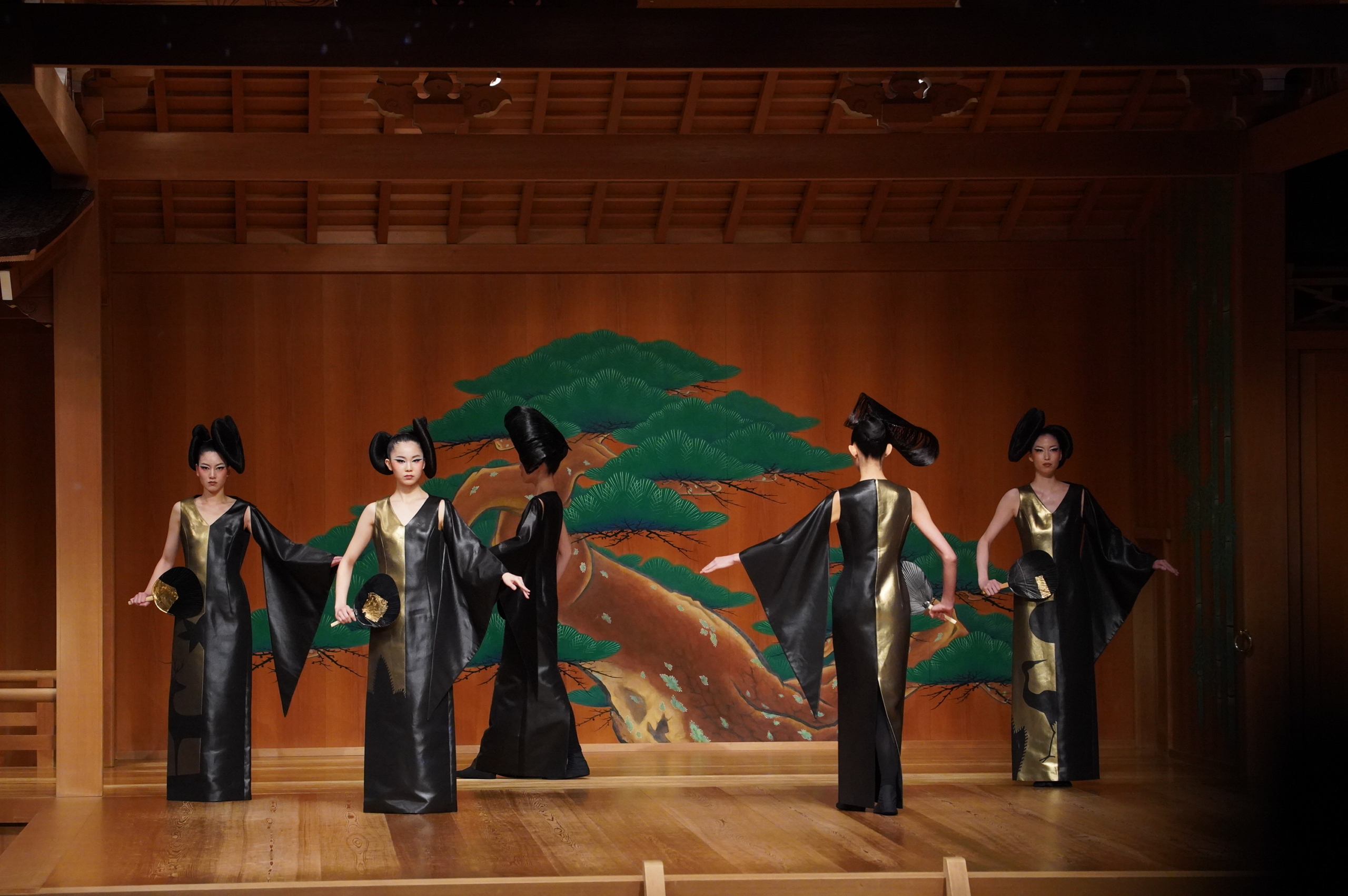 NOH＋FASHION コシノジュンコと二十六世観世宗家 観世清和の世界